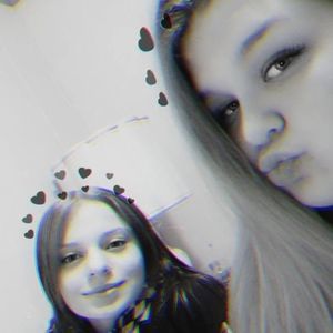 Meet your Posher, Becca